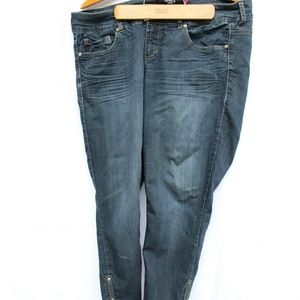 Torrid skinny jeans
